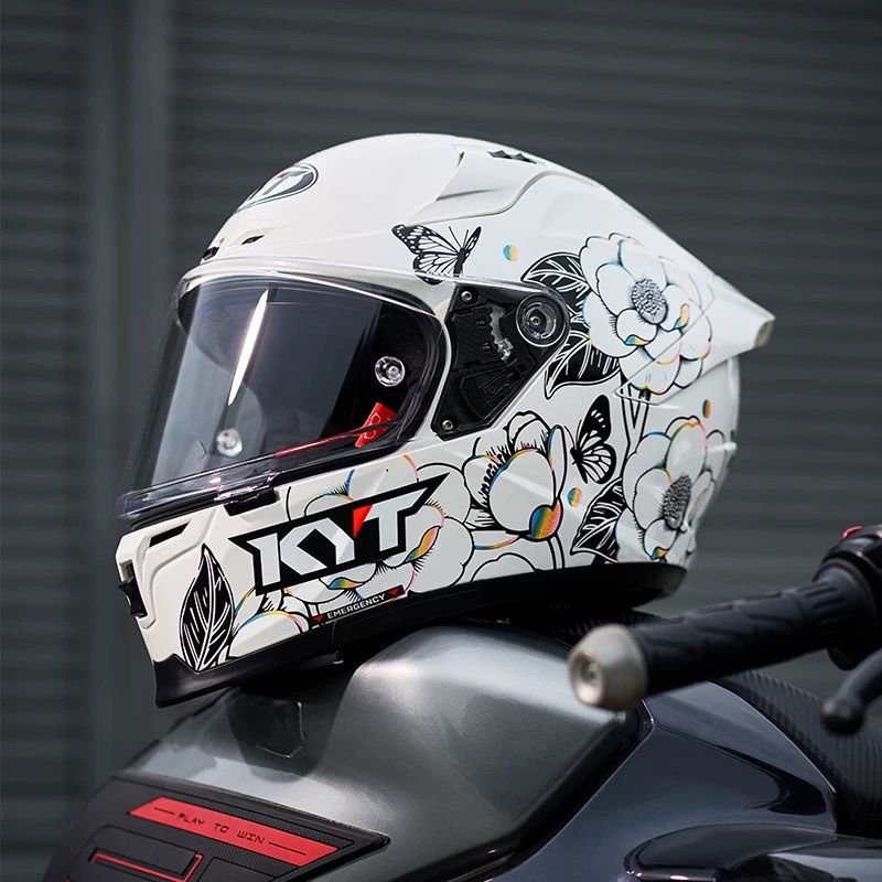 Carbon Fiber Lightweight Motorcycle Helmet - Casque de moto en fibre de